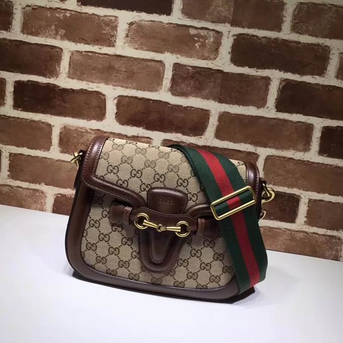  Gucci GG Supreme shoulder bag
