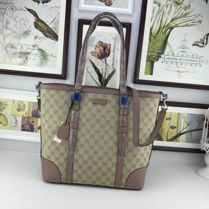  Gucci GG Supreme tote pink leather