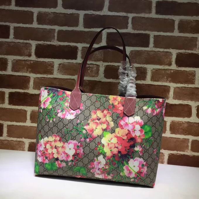  Gucci Soft GG Red Blooms tote