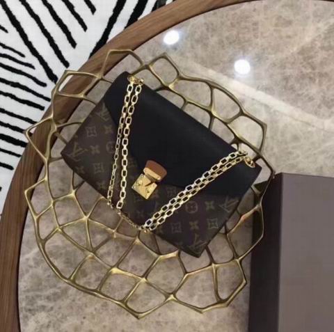  Louis Vuitton POCHETTE METIS Noir