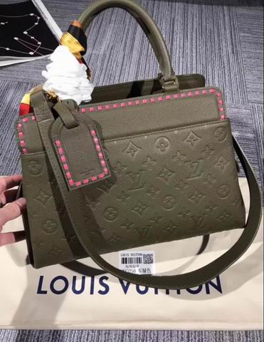  Louis Vuitton VOSGES MM Green