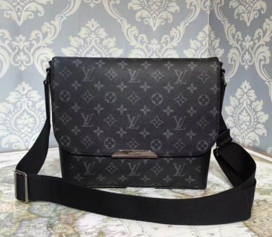  Louis Vuitton MESSENGER PM EXPLORER HANDBAG MONOGRAM ECLIPSE