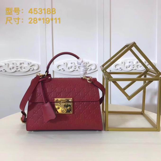  Gucci Padlock Gucci Signature top handle bag red