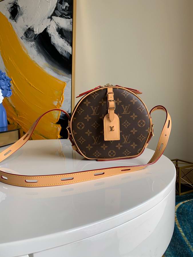  BOITE CHAPEAU SOUPLE