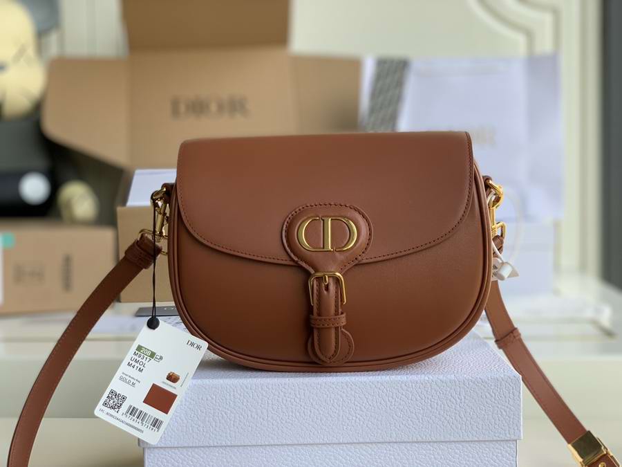  MEDIUM DIOR BOBBY BAG