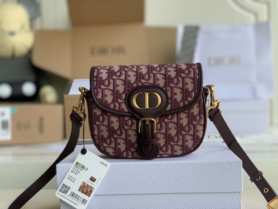  SMALL DIOR BOBBY BAG