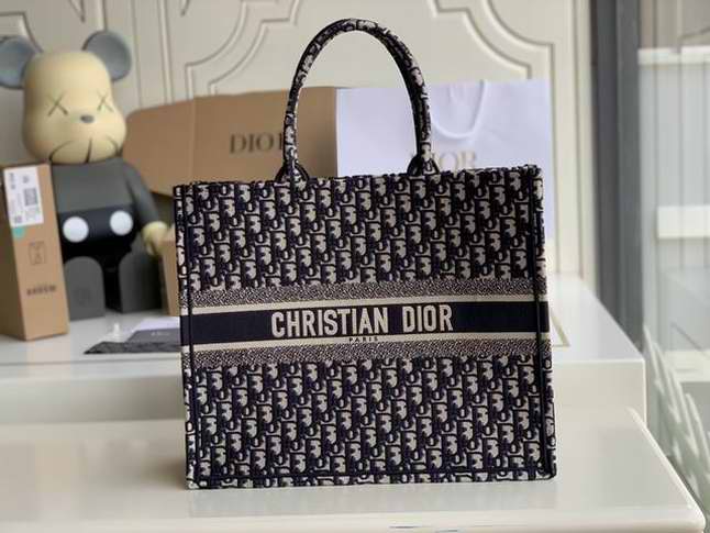  DIOR BOOK TOTE