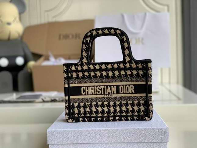  MINI DIOR BOOK TOTE