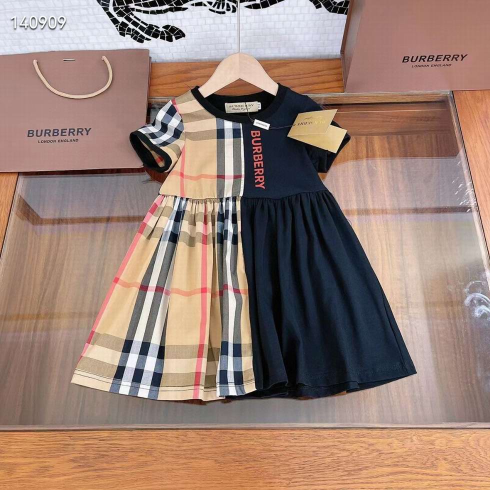  Burberry-K02
