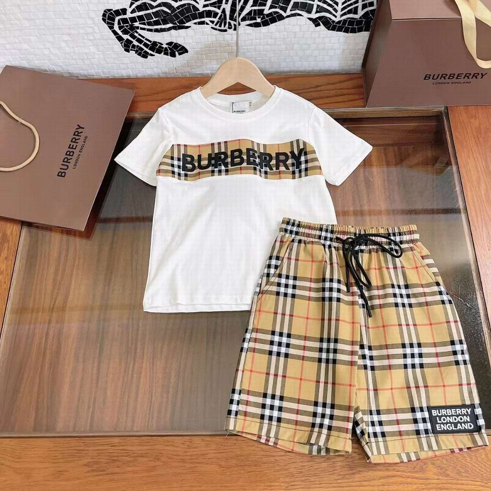  Burberry-K05