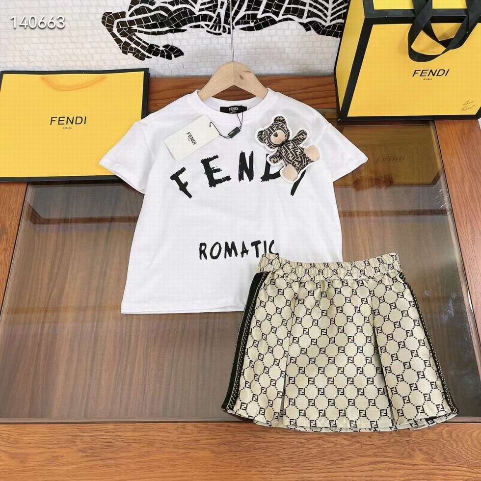  Fendi-k05