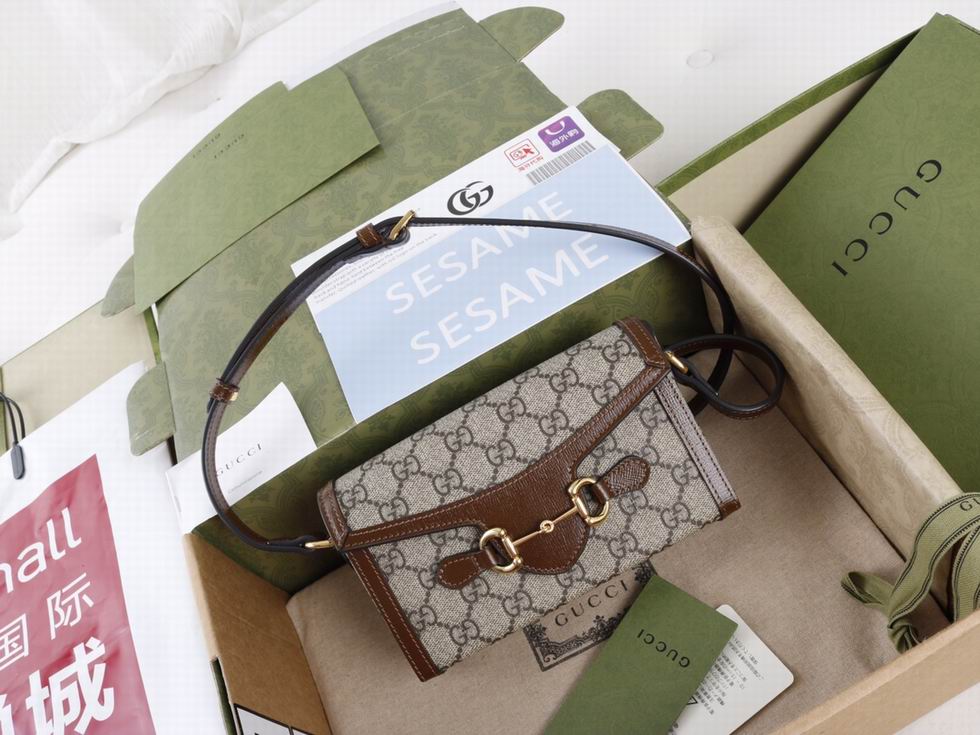  Gucci Horsebit 1955 mini bag