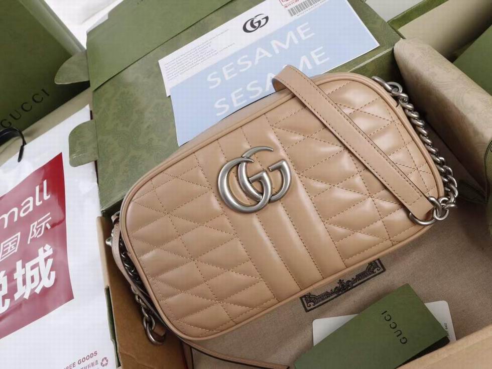  GG Marmont small shoulder bag