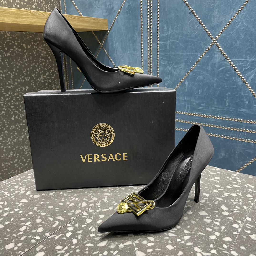  Versace030