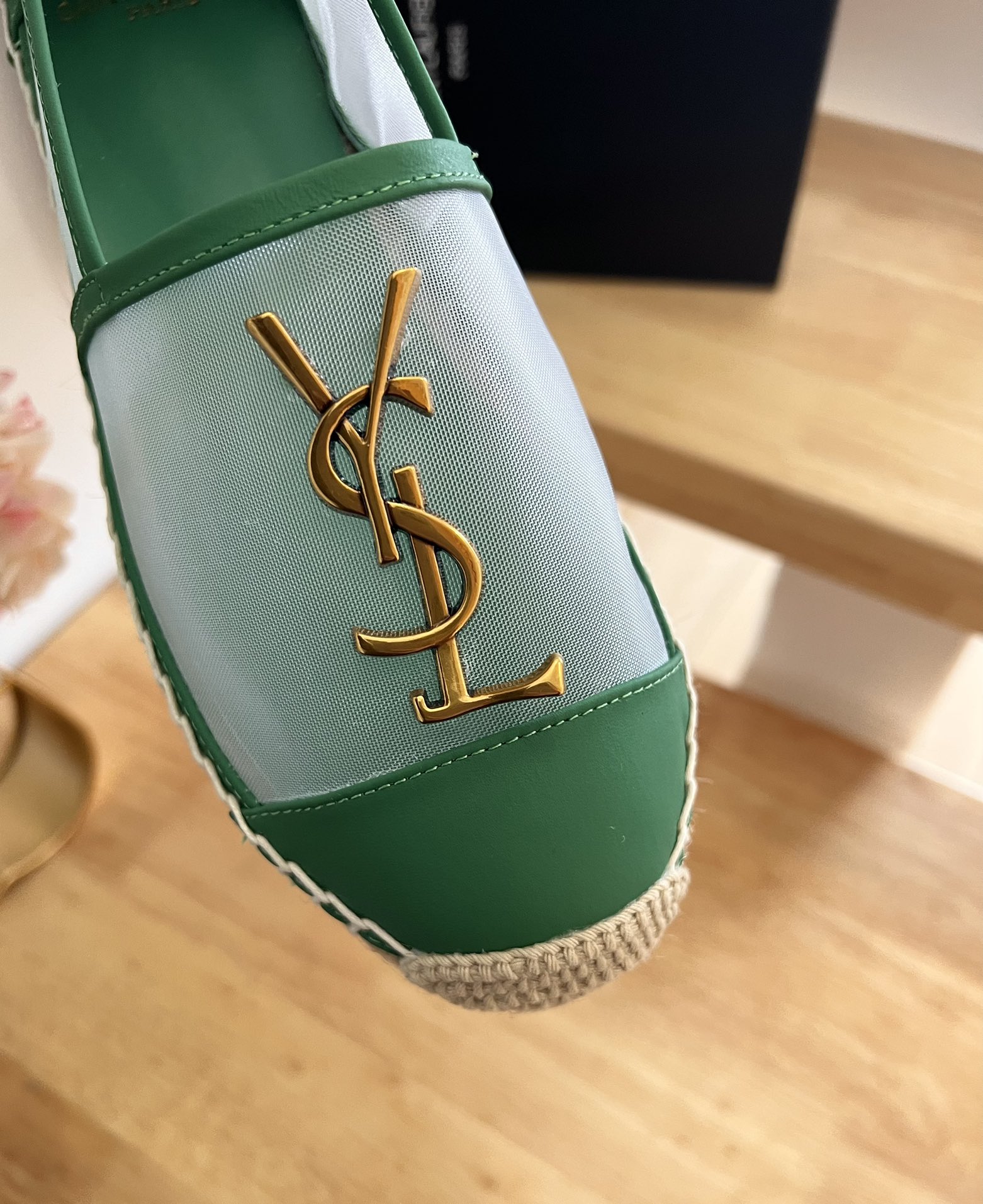  YSL010