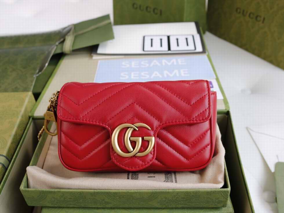  GG Marmont leather super mini bag