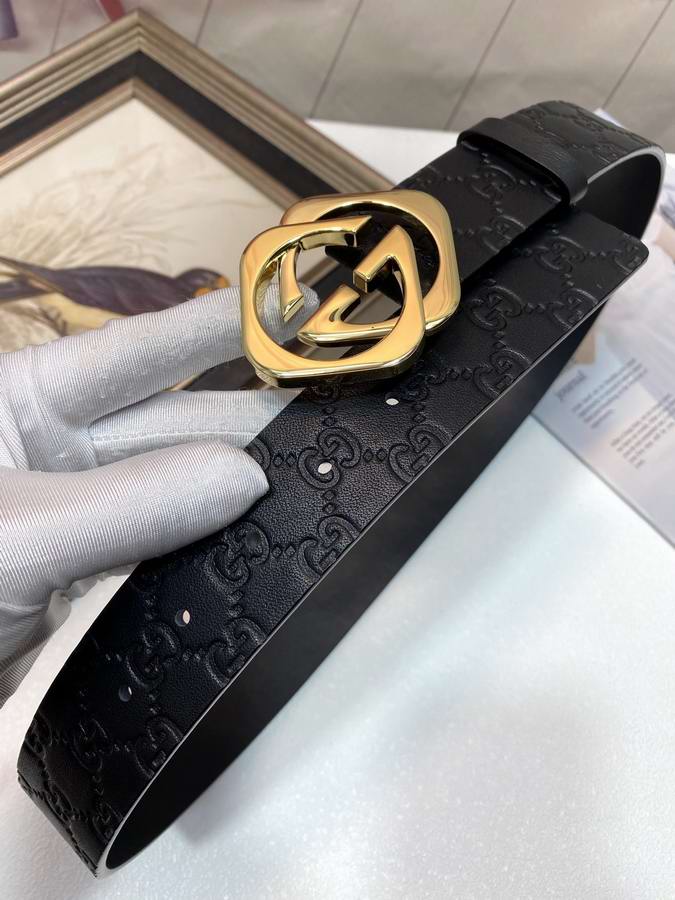  Gucci Belts034