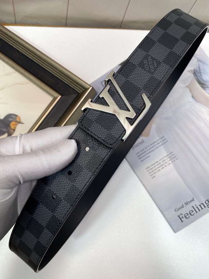  Louis Vuitton Belts004