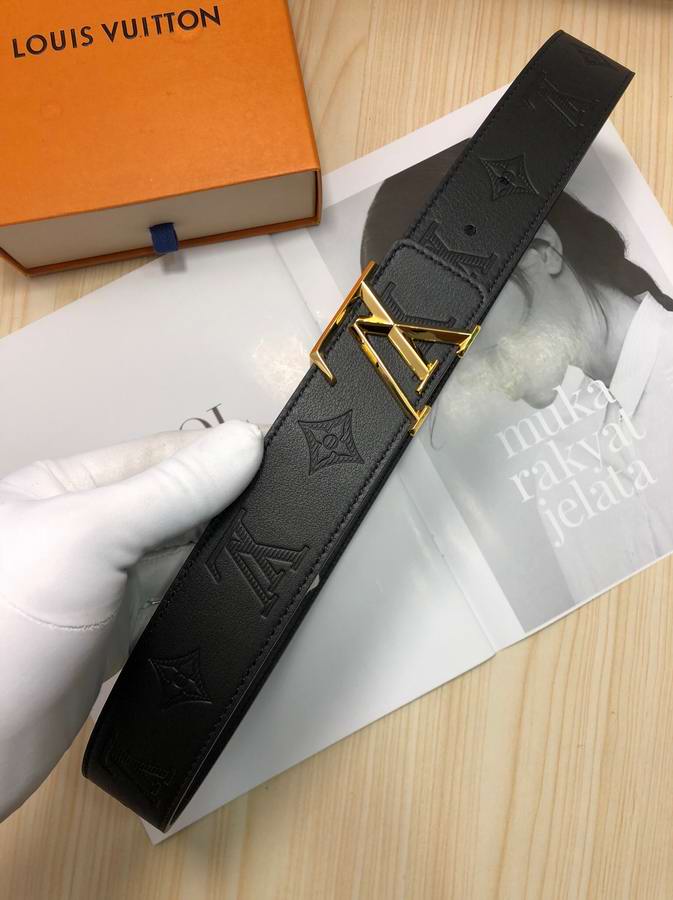  Louis Vuitton Belts023