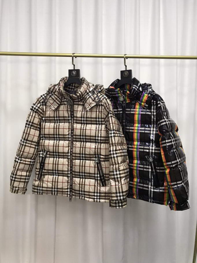  Men Burberry DownJackets003
