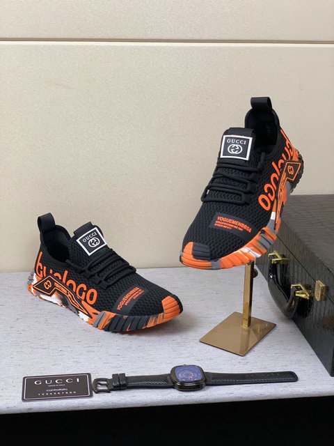  Men Gucci shoes 049
