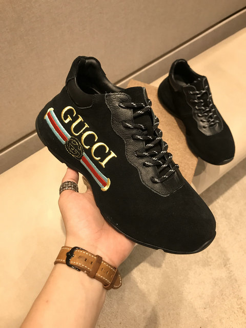  Men Gucci shoes 302
