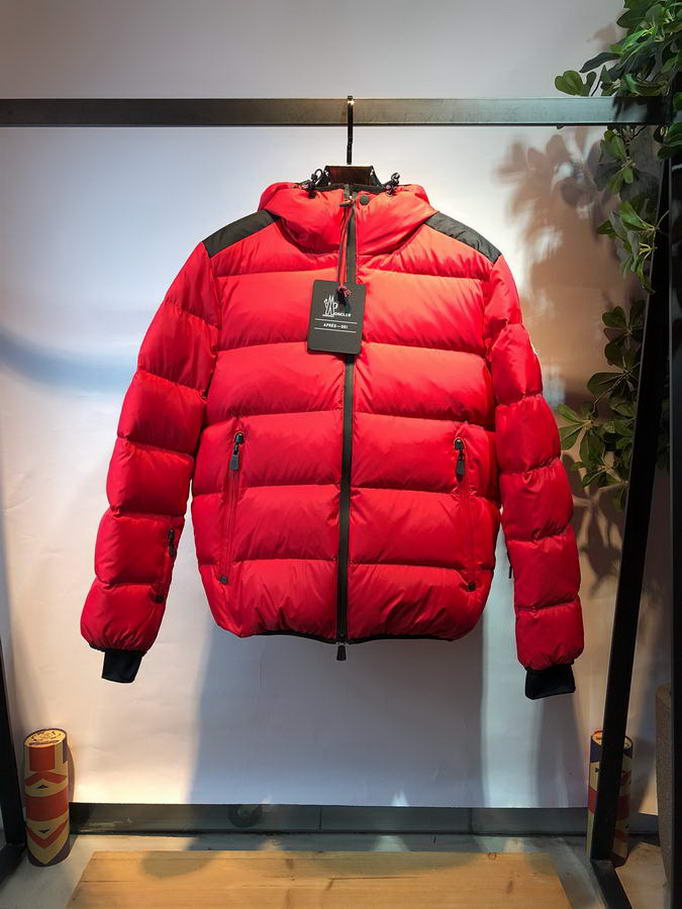  Men Moncler DownJackets011
