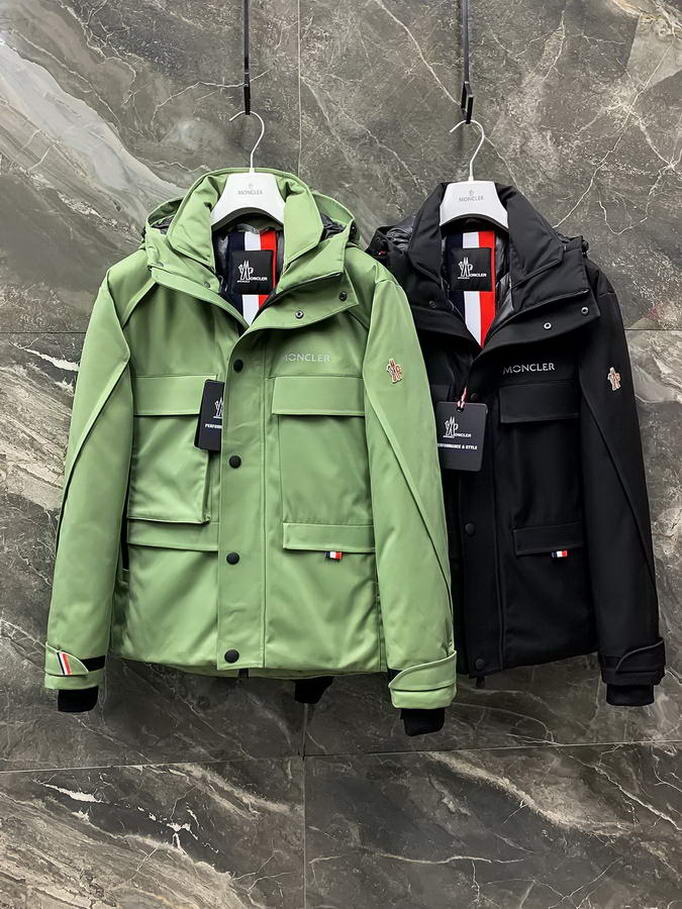  Men Moncler DownJackets023