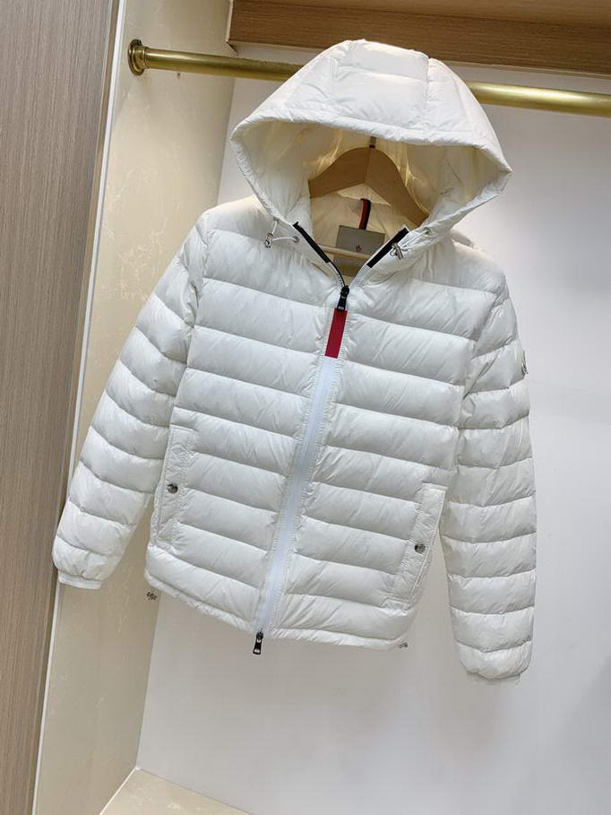  Men Moncler DownJackets054
