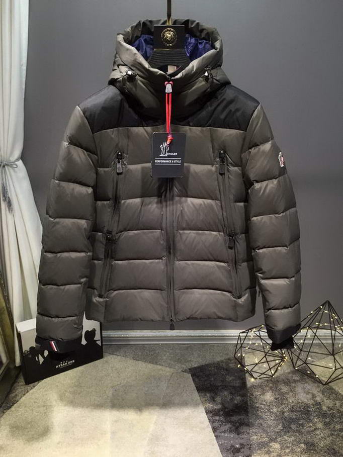  Men Moncler DownJackets057