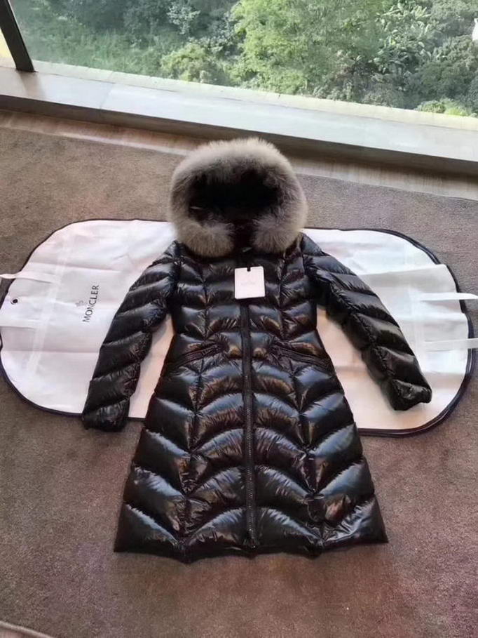  Women Moncler Down Jackets032