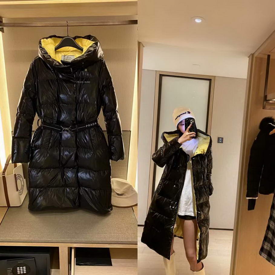  Women Prada Down Jackets033