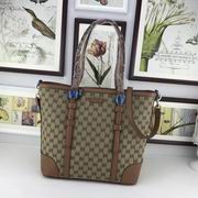 Gucci GG Supreme tote khaki leather