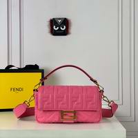 BAGUETTE Pink leather bag medium