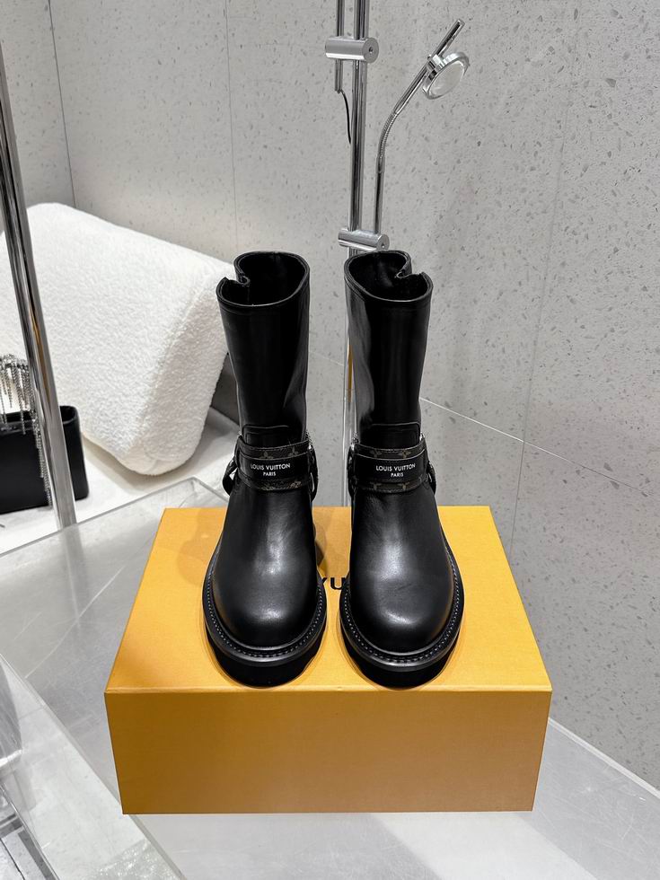 Men Louis Vuitton shoes001