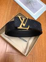 Louis Vuitton Belts037