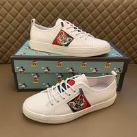 Men Gucci shoes 160