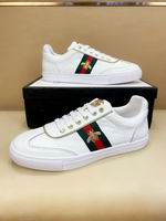 Men Gucci shoes 323