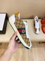 Men Gucci shoes 325
